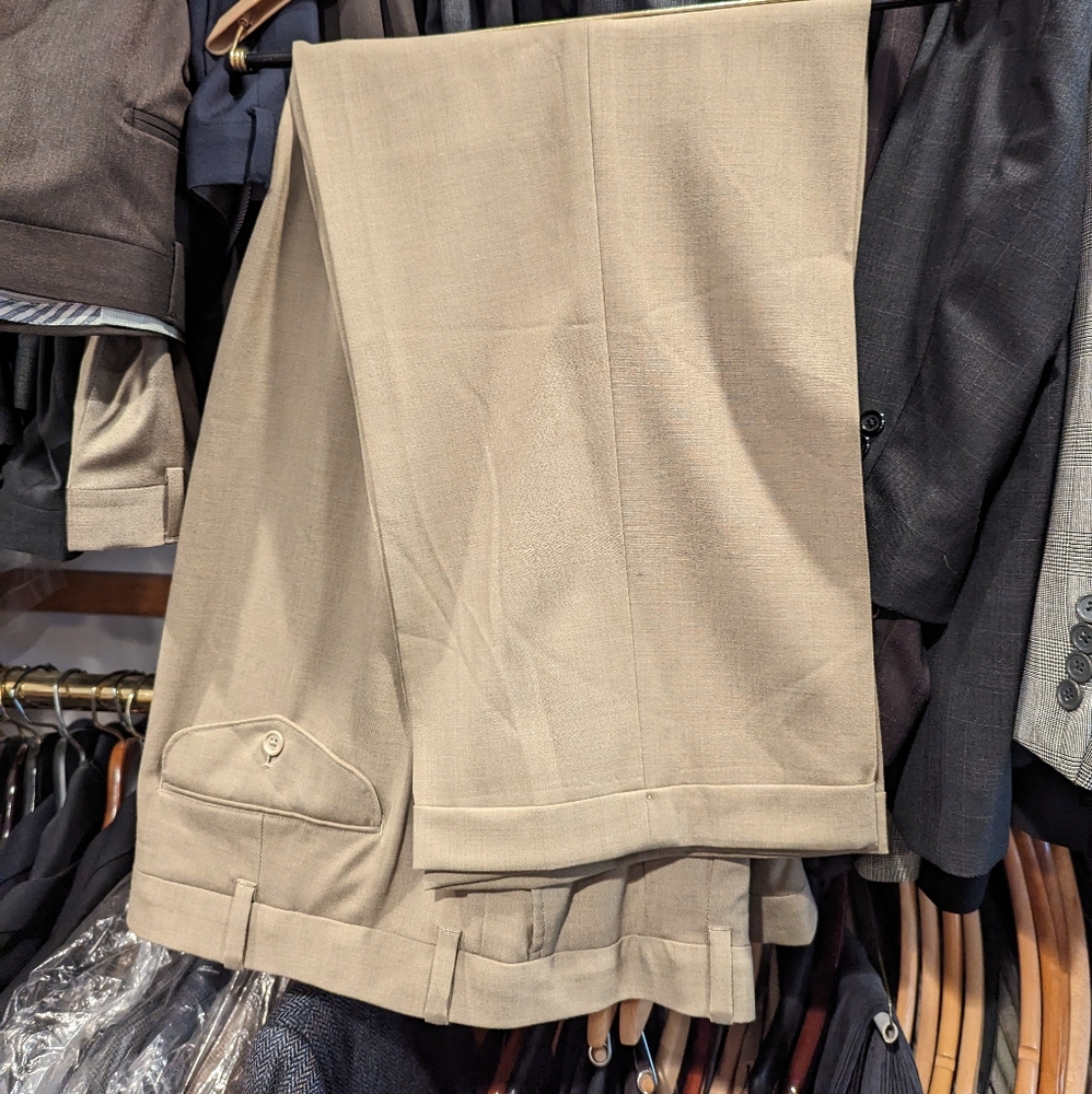 L.L. Bran taupe pleated and cuffed dress pants size 44. All wool.
